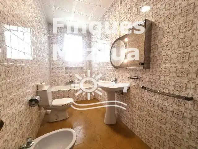 Villa mit Garten zum Verkauf in Catalunya, imagen 16