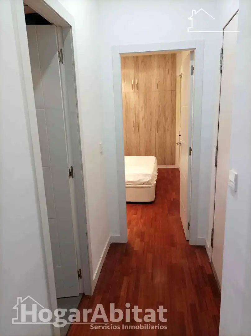 Habitación de Piso en venta en Valencia con Aire acondicionado