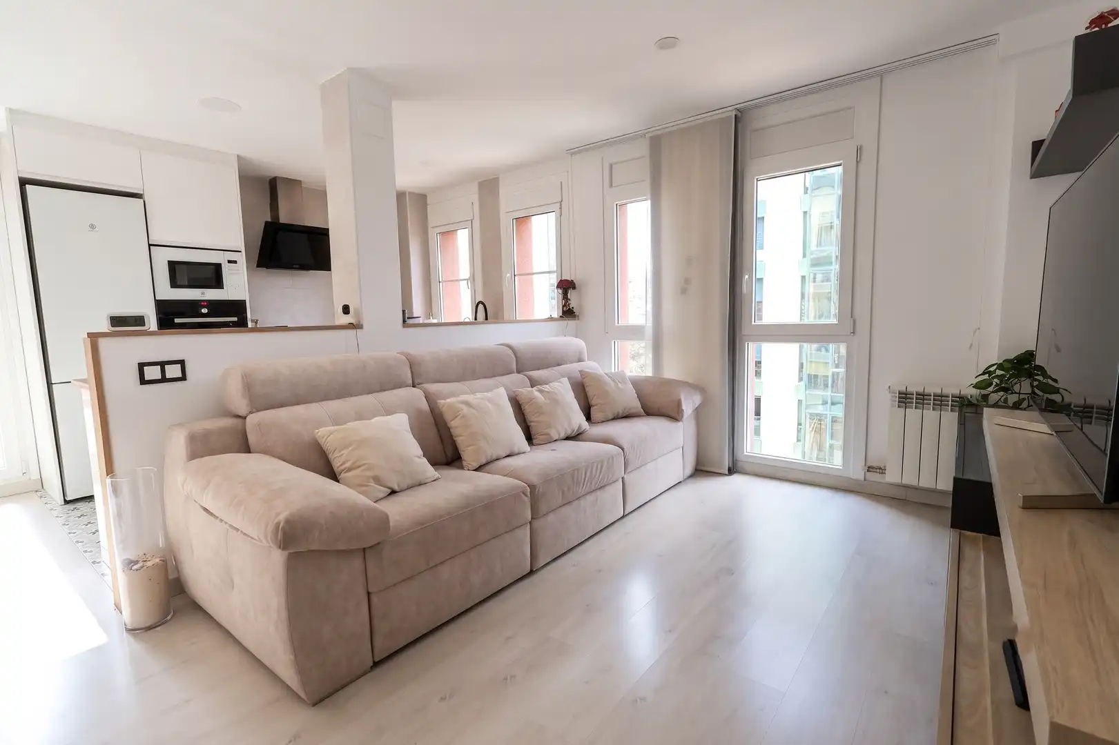 Flat for sale in de Lluís Muncunill, Zona Esportiva