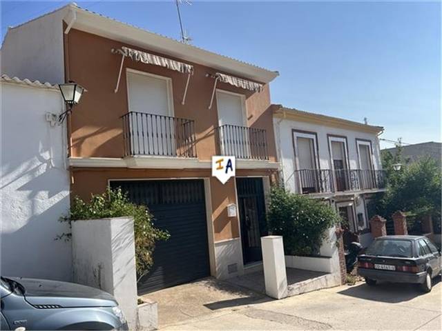 Casa adosada en Venta en Priego de Córdoba