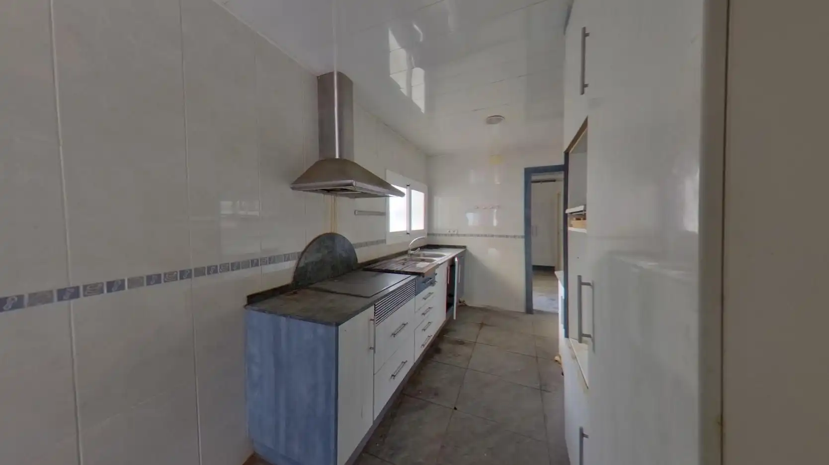 Cocina de Edificio en venta en Sabadell