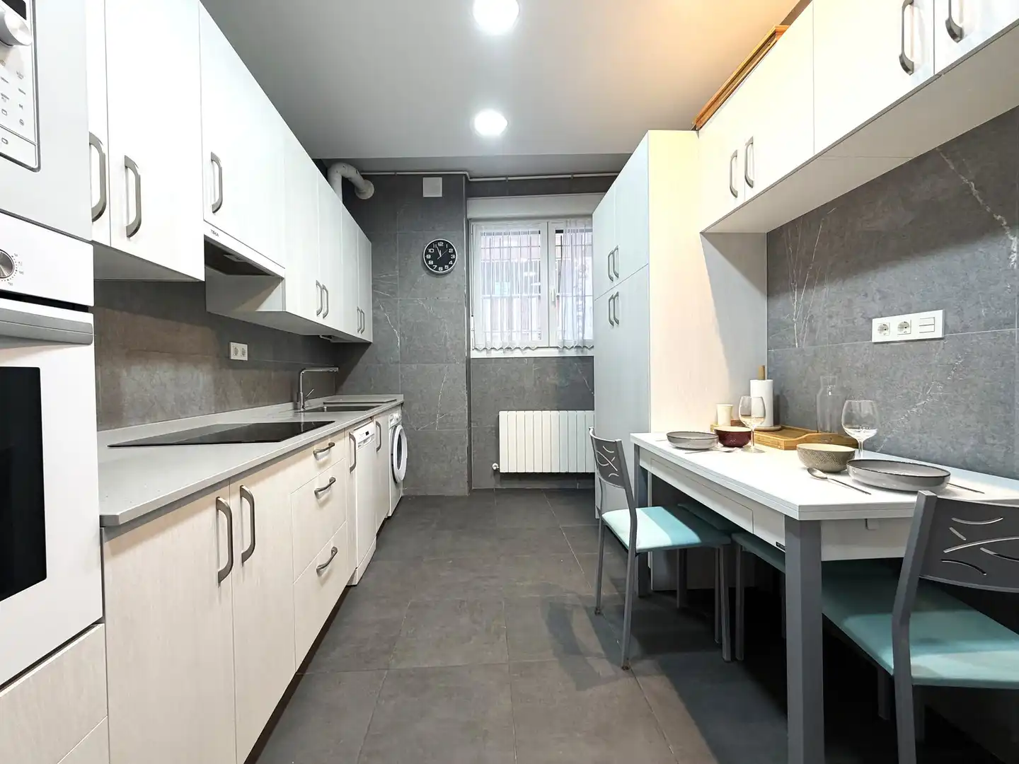 Piso con terraza en venta en Muelle Marzana, imagen 6