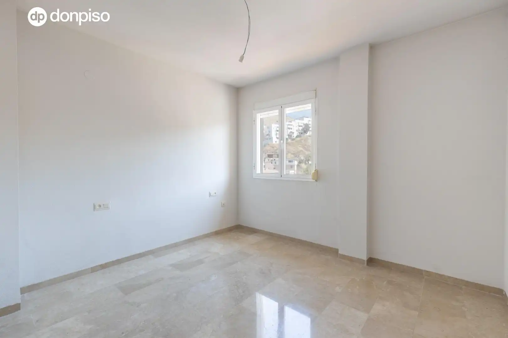 Piso con ascensor en venta en Avenida de Sierra Nevada 90, imagen 15