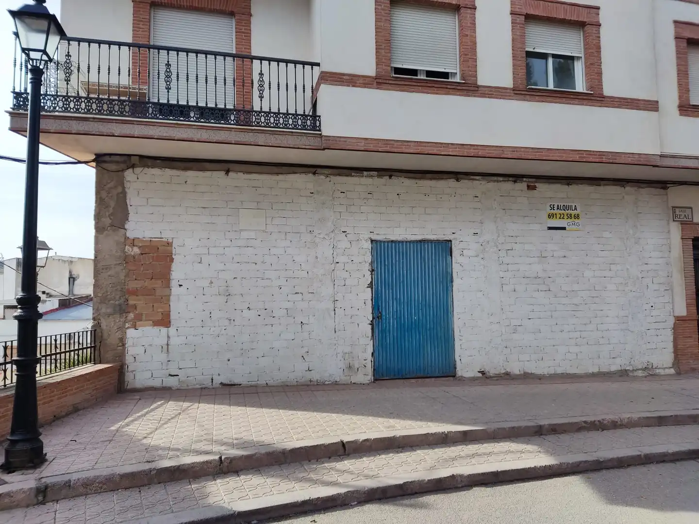 Local comercial en alquiler en Mengíbar