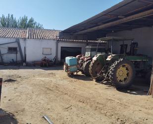 Parking of House or chalet for sale in Alcalá del Río  with Air Conditioner, Private garden and Terrace