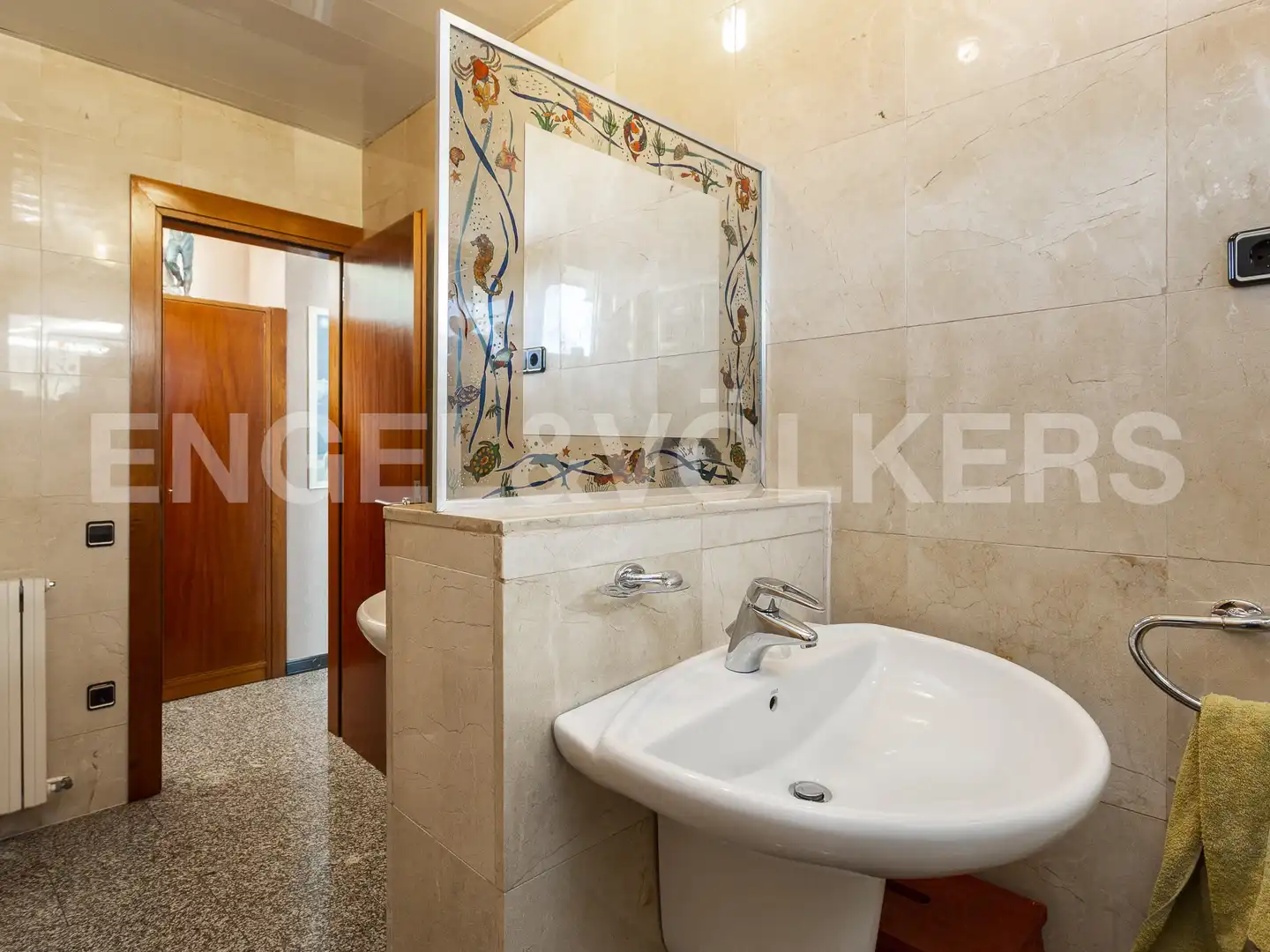 Baño de Casa o chalet en venta en Santa Coloma de Cervelló con Calefacción, Jardín privado y Parquet