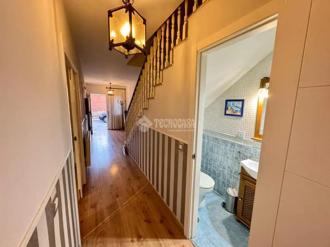 Casa adosada en venta en Yepes