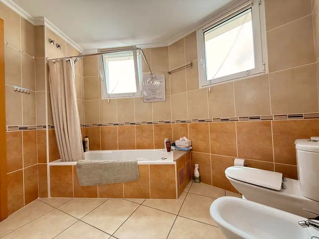 Badezimmer von Maisonette zum Verkauf in Ondara mit Heizung