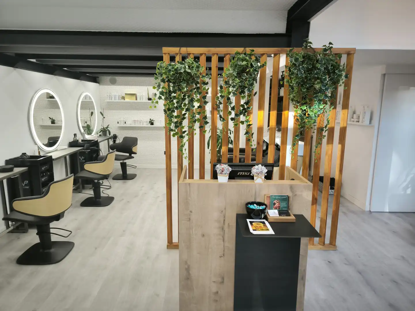 Commercial properties for rent in Madrid  with Air Conditioner, Heating and Parquet flooring