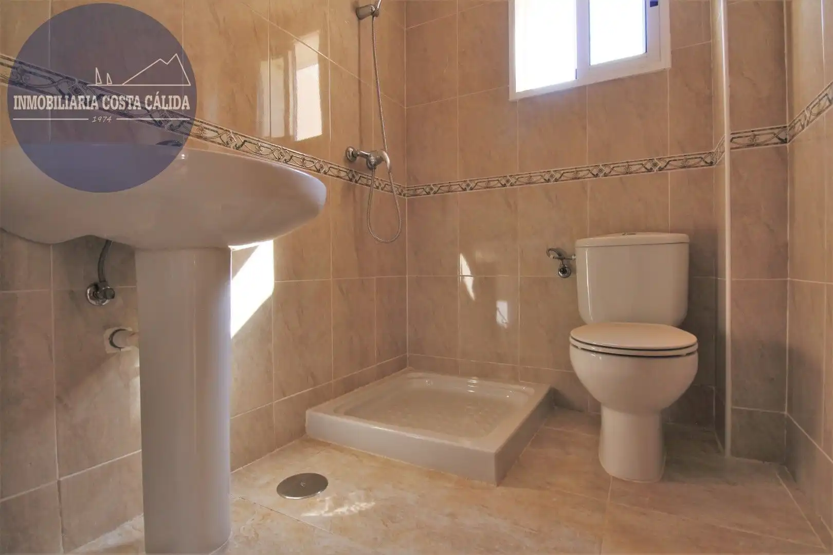 Badezimmer von Maisonette zum Verkauf in Águilas mit Privatgarten, Terrasse und Gemeinschaftspool