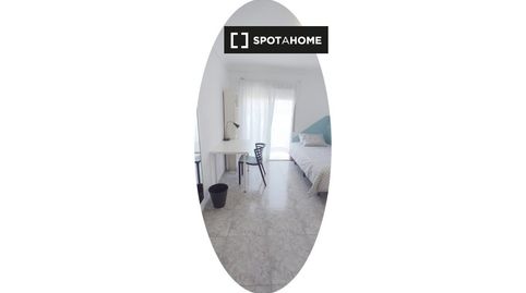 Foto 2 von Zimmer in La Magdalena, Zaragoza Capital