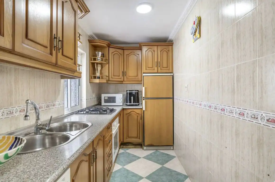 Kitchen of Flat for rent in Ronda  with Furnished