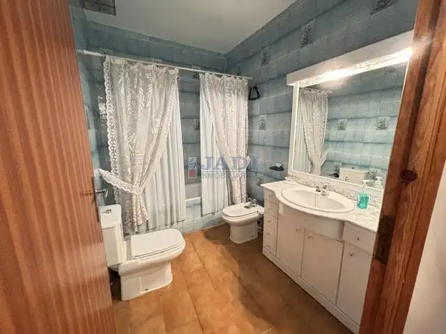 Baño de Casa o chalet en venta en Villamanrique con Terraza, Trastero y Amueblado