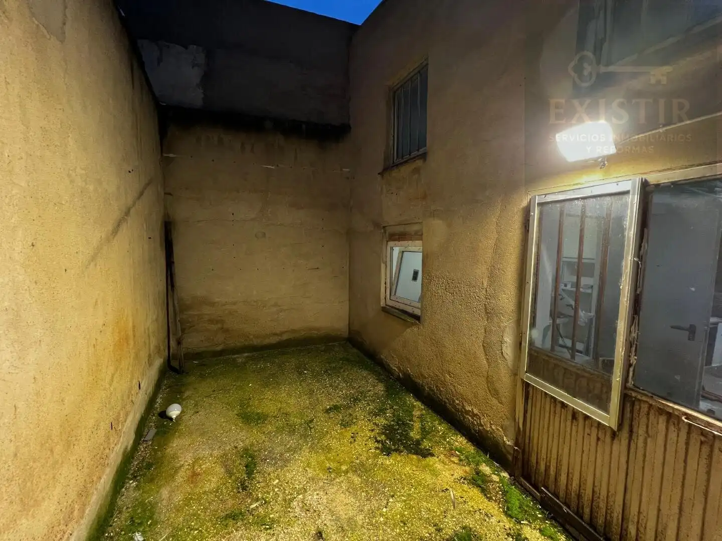 Garage for sale in San Juanillo