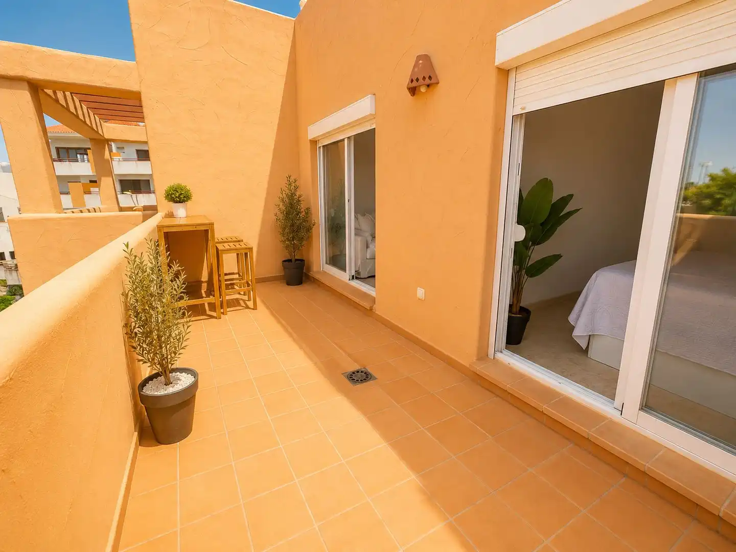 Apartament amb piscina en venda a Calle Lila, imagen 2
