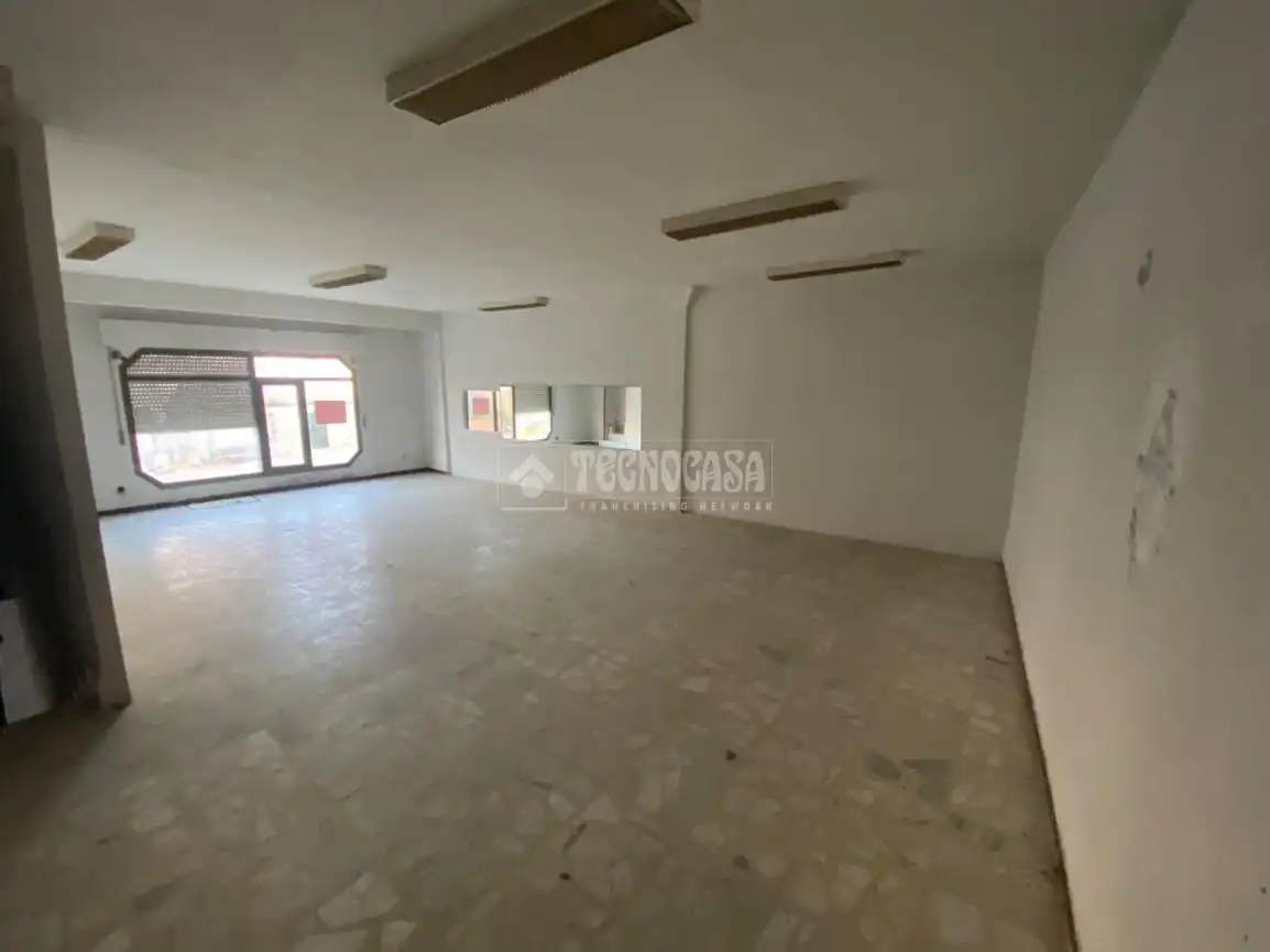 Commercial properties for sale in Cenicientos