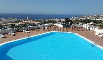 Swimming pool of Apartment for sale in Adeje  with Terrace and Community pool