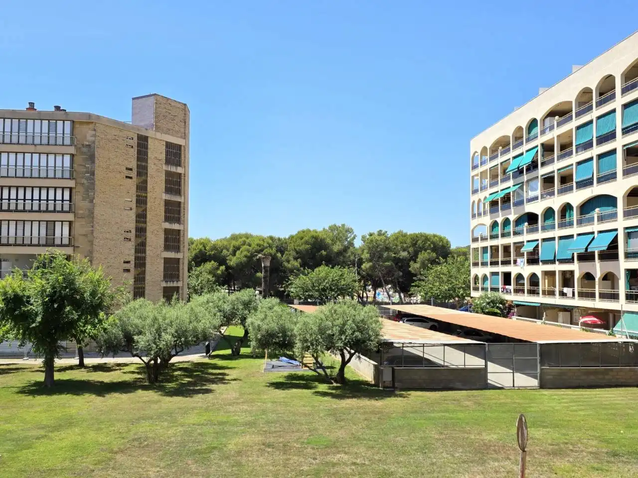 Vista exterior de Pis en venda en Vila-seca amb Terrassa, Moblat i Balcó