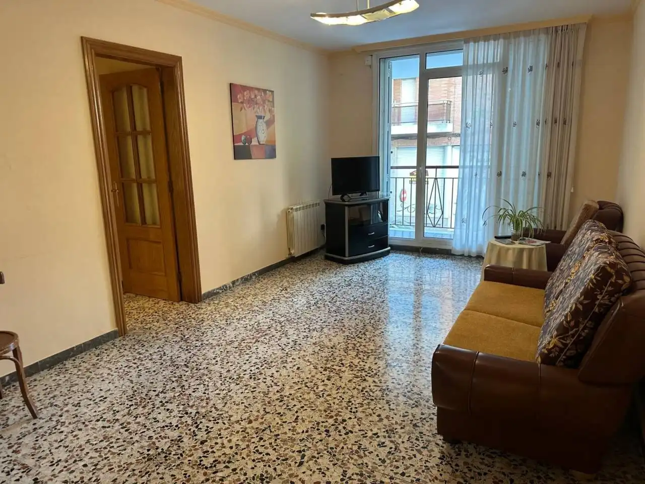Sala de estar de Piso en venta en Montornès del Vallès con Calefacción, Balcón y Alarma