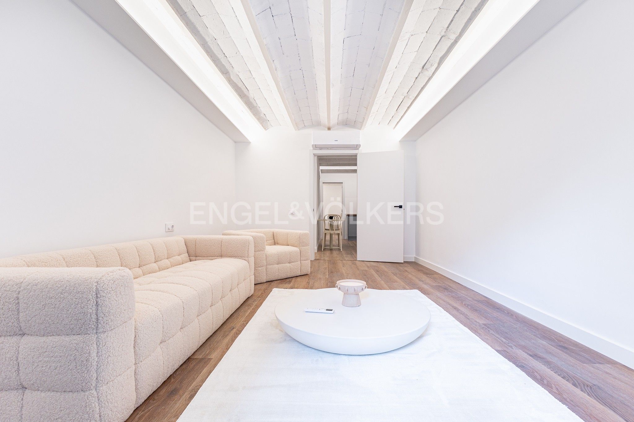Sala d'estar de Apartament en venda en  Barcelona Capital amb Aire condicionat, Calefacció i Parquet
