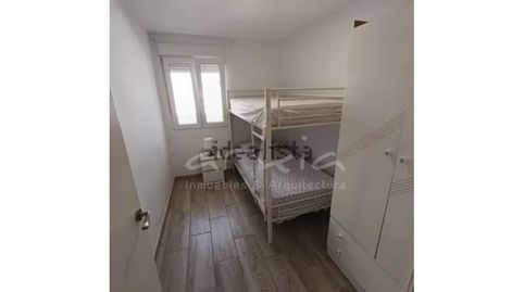 Foto 3 de Piso en venta en Barrio de Benicalap, Valencia Capital