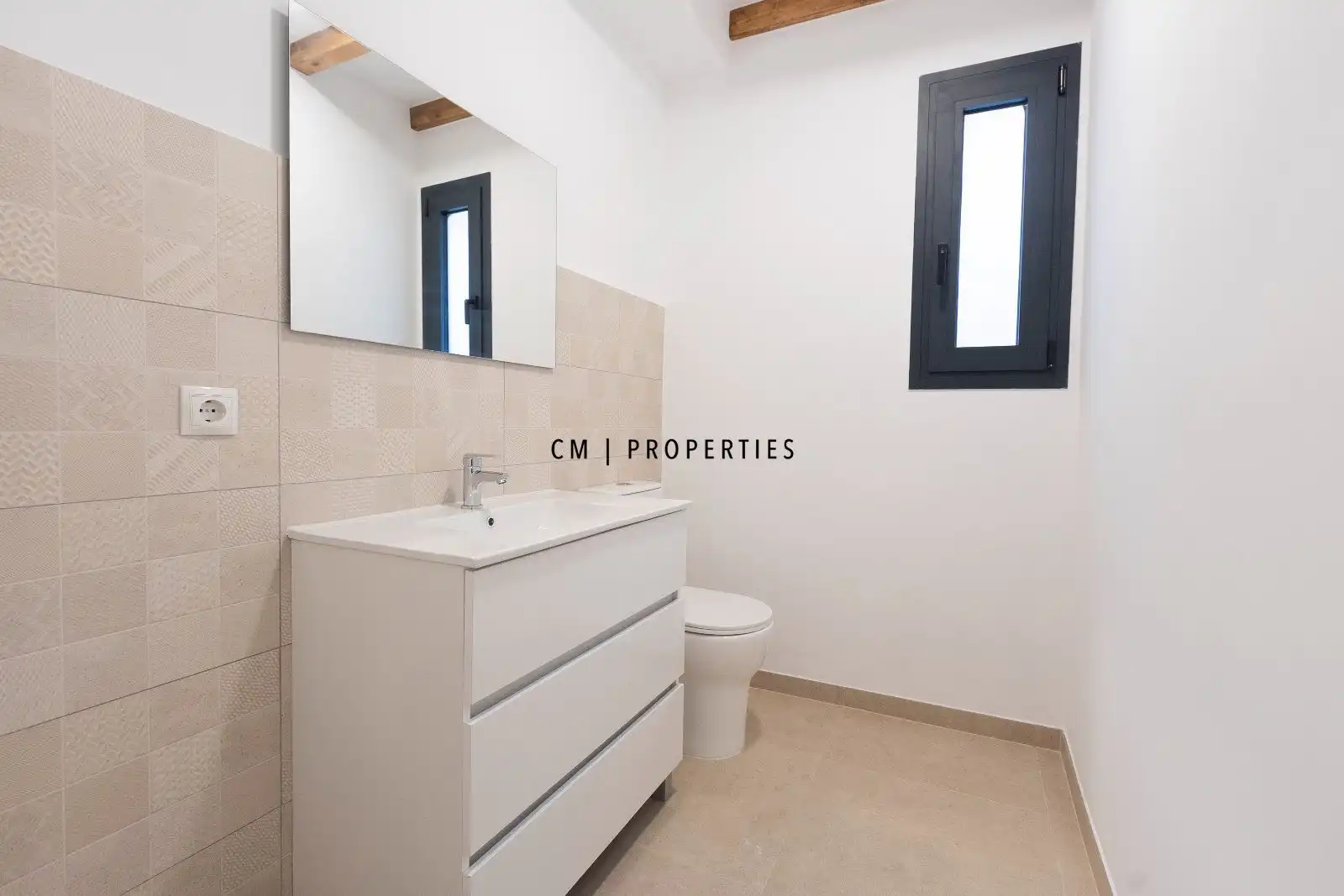 Bedroom of Flat for sale in Valencia  with Air Conditioner, Heating and Swimming Pool