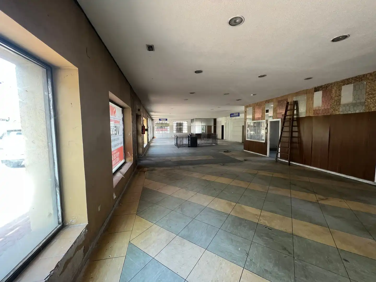 Local en venta en Ávila