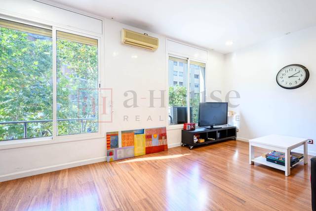 Piso en Venta en Vila de Gràcia