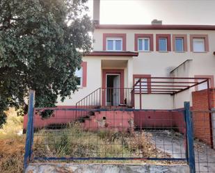 Exterior view of Country house for sale in El Espinar  with Terrace and Balcony