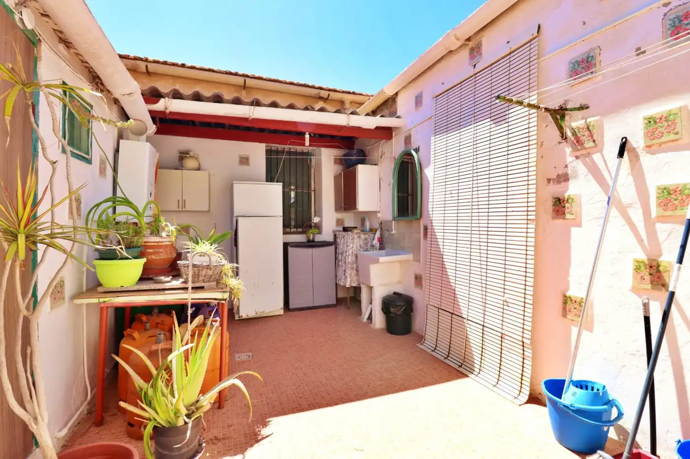 Jardí de Finca rústica en venda en Santa Pola amb Traster