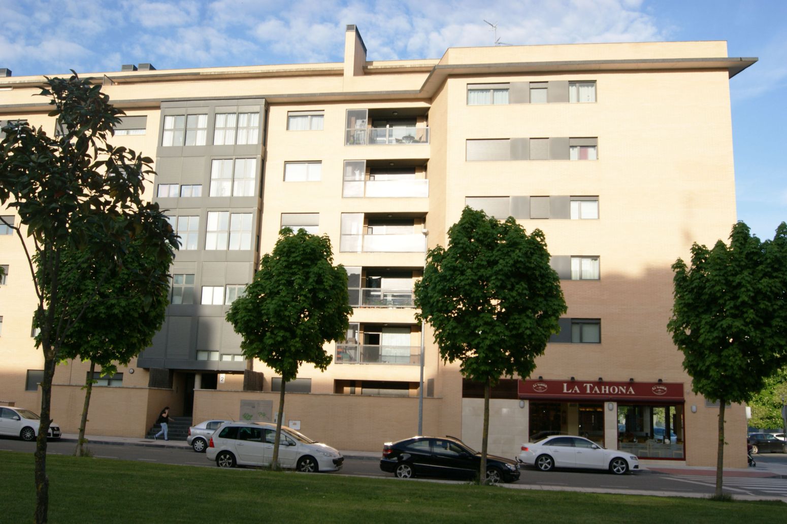 Exterior view of Flat for sale in  Pamplona / Iruña  with Heating, Terrace and Storage room