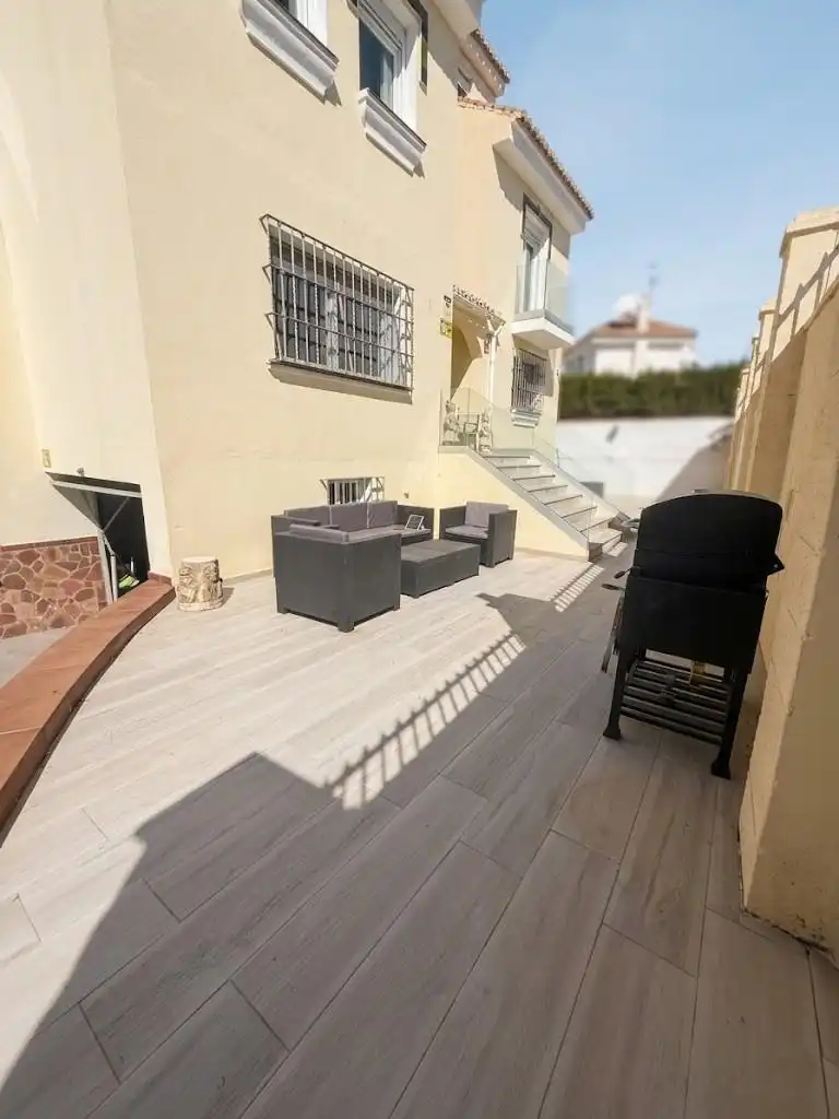 Terrassa de Casa o xalet en venda en Torremolinos amb Aire condicionat, Calefacció i Jardí privat