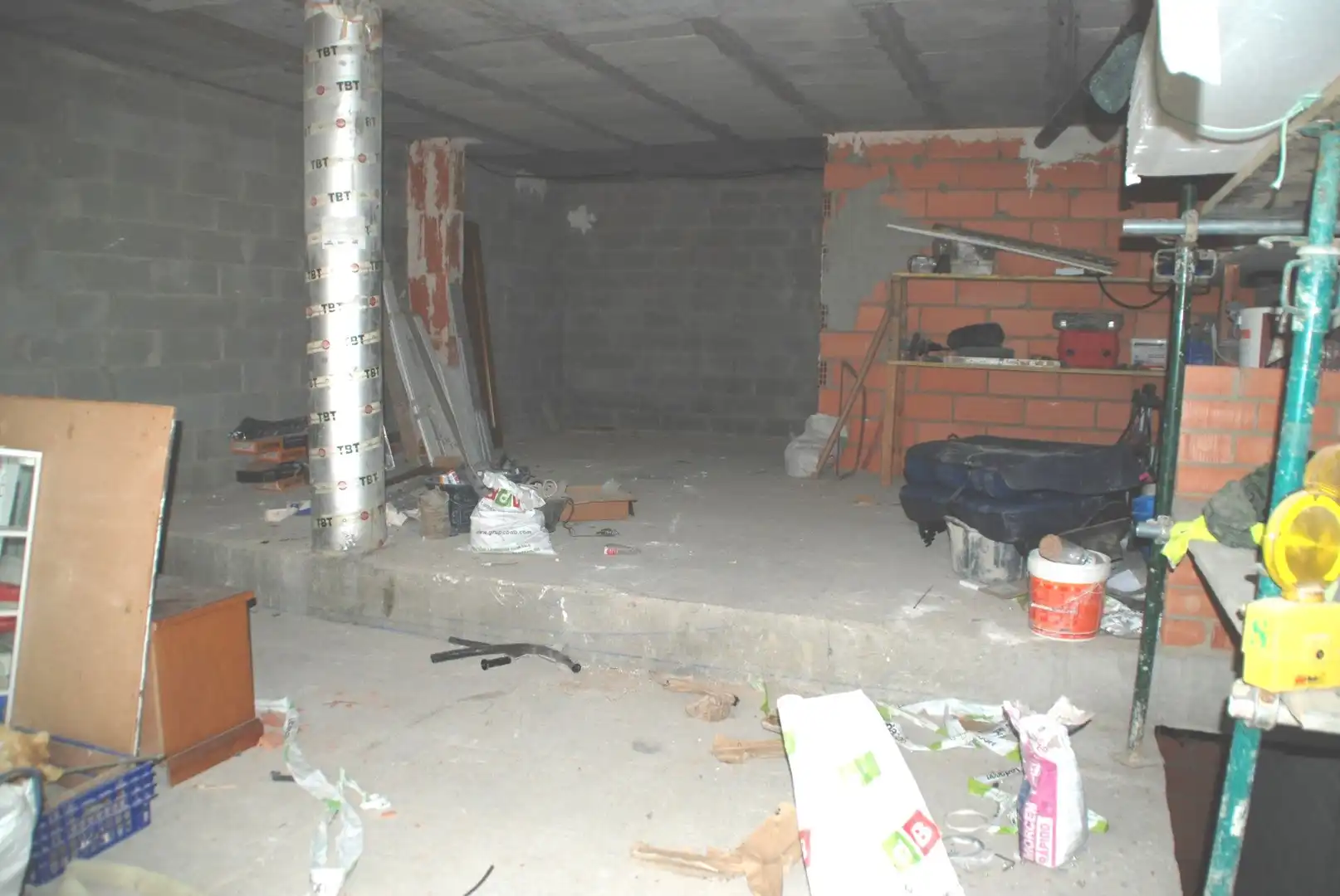 Local comercial en venda a Monzón