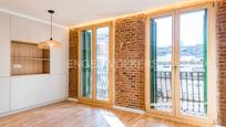 Exterior view of Apartment for sale in  Barcelona Capital  with Air Conditioner, Heating and Parquet flooring