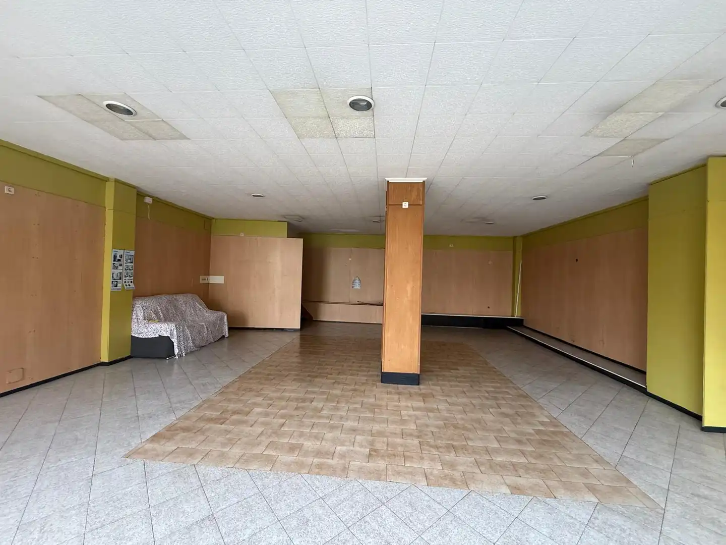 Commercial properties for sale in Boiro