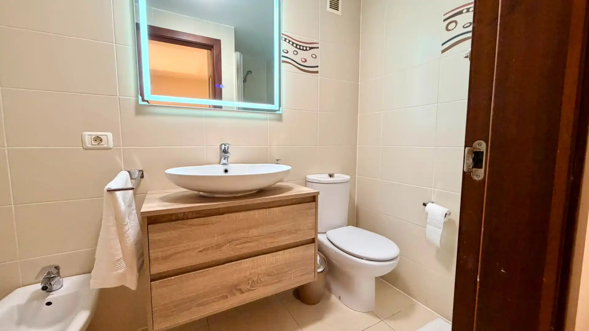 Casa adosada en venta en Calle Duquela, Cho - Parque de la Reina