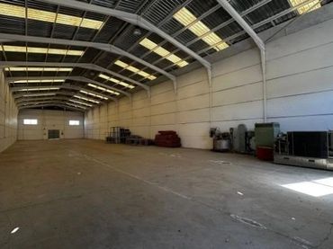 Nau industrial en venda a Vilamarxant