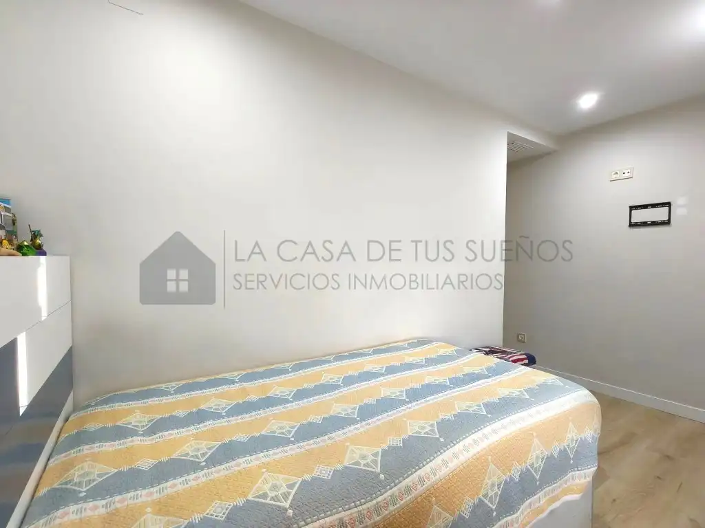 Flat for sale in Avenida Madrid De, Petrer