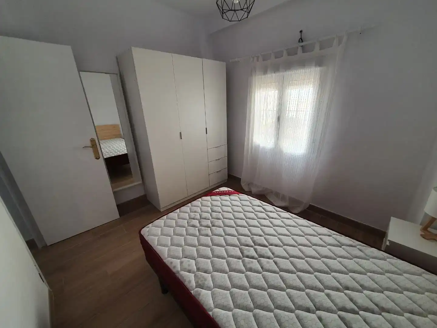 Habitación de Piso en venta en Baza con Aire acondicionado, Trastero y Amueblado