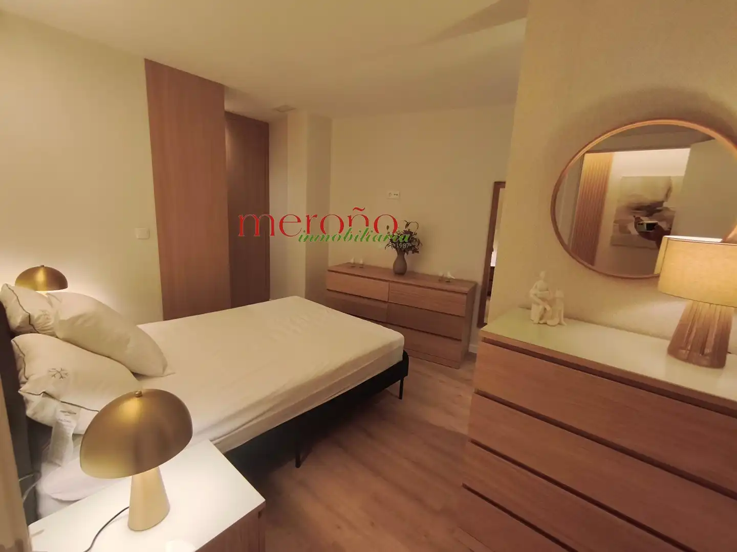 Habitación de Piso de alquiler en Elche / Elx con Aire acondicionado, Calefacción y Amueblado