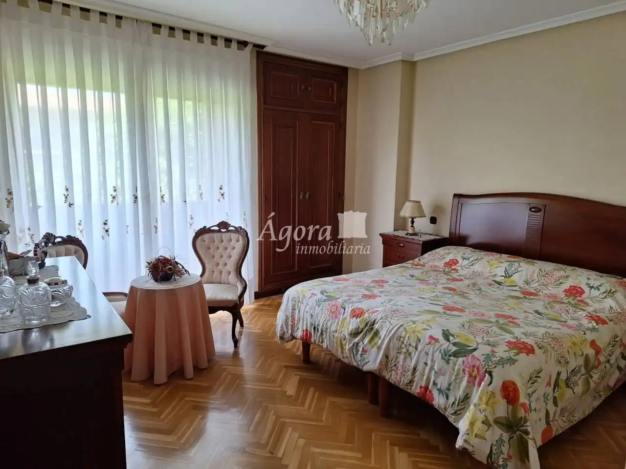 Dormitori de Pis en venda en Valladolid amb Calefacció, Parquet i Terrassa