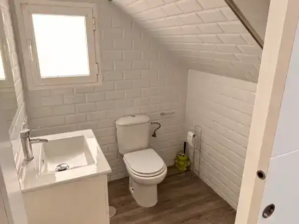 Badezimmer von Maisonette zum Verkauf in Badajoz mit Klimaanlage, Parkett und Abstellraum