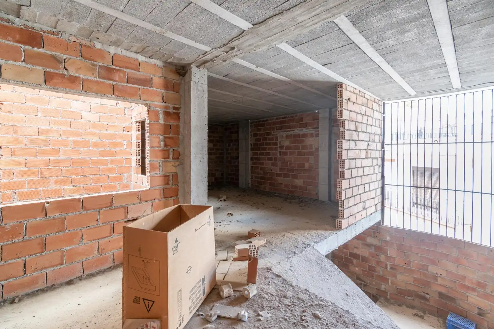 Buildings for sale in La Peza