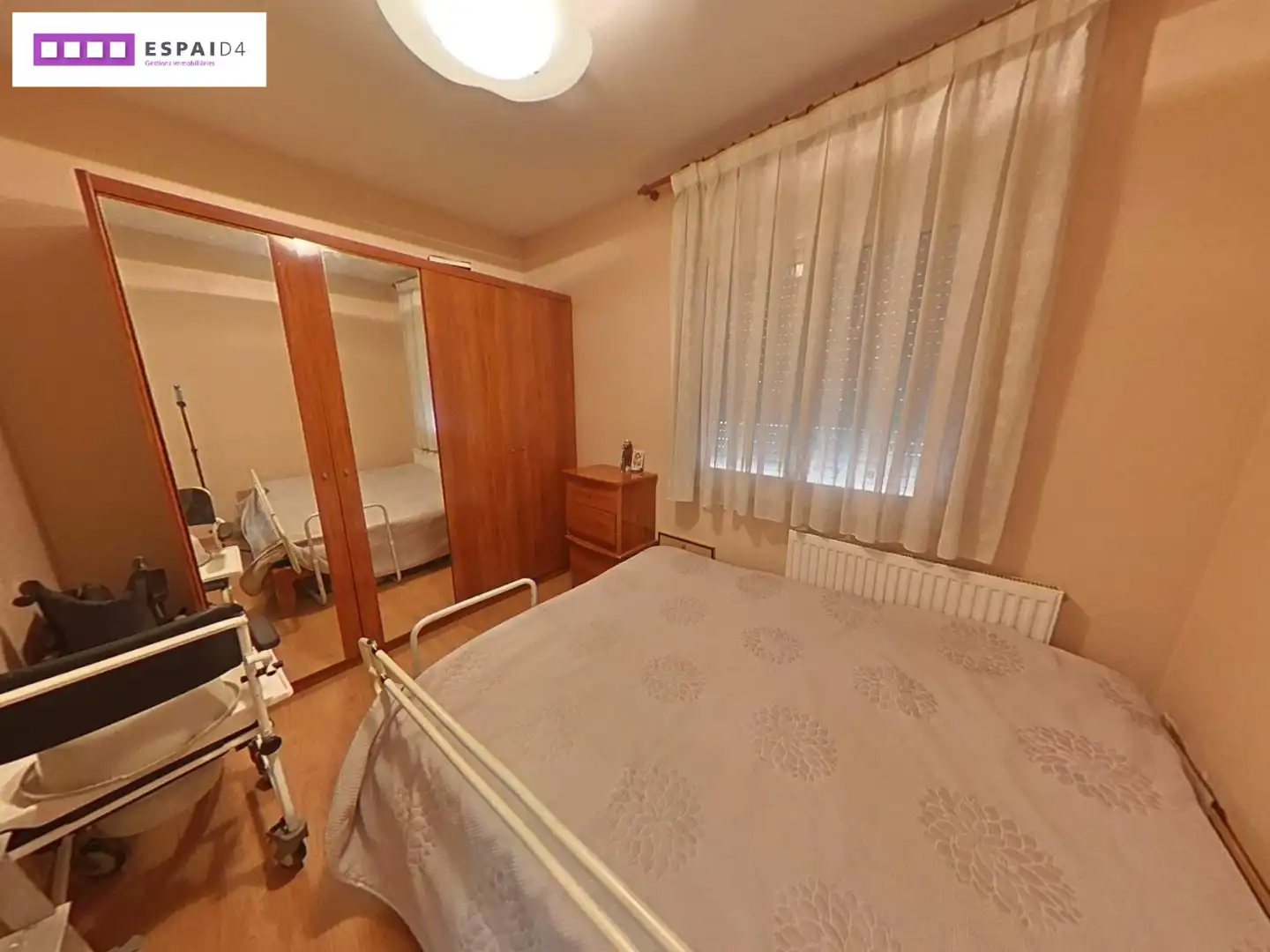 Habitación de Dúplex en venta en Ripollet con Aire acondicionado, Calefacción y Parquet