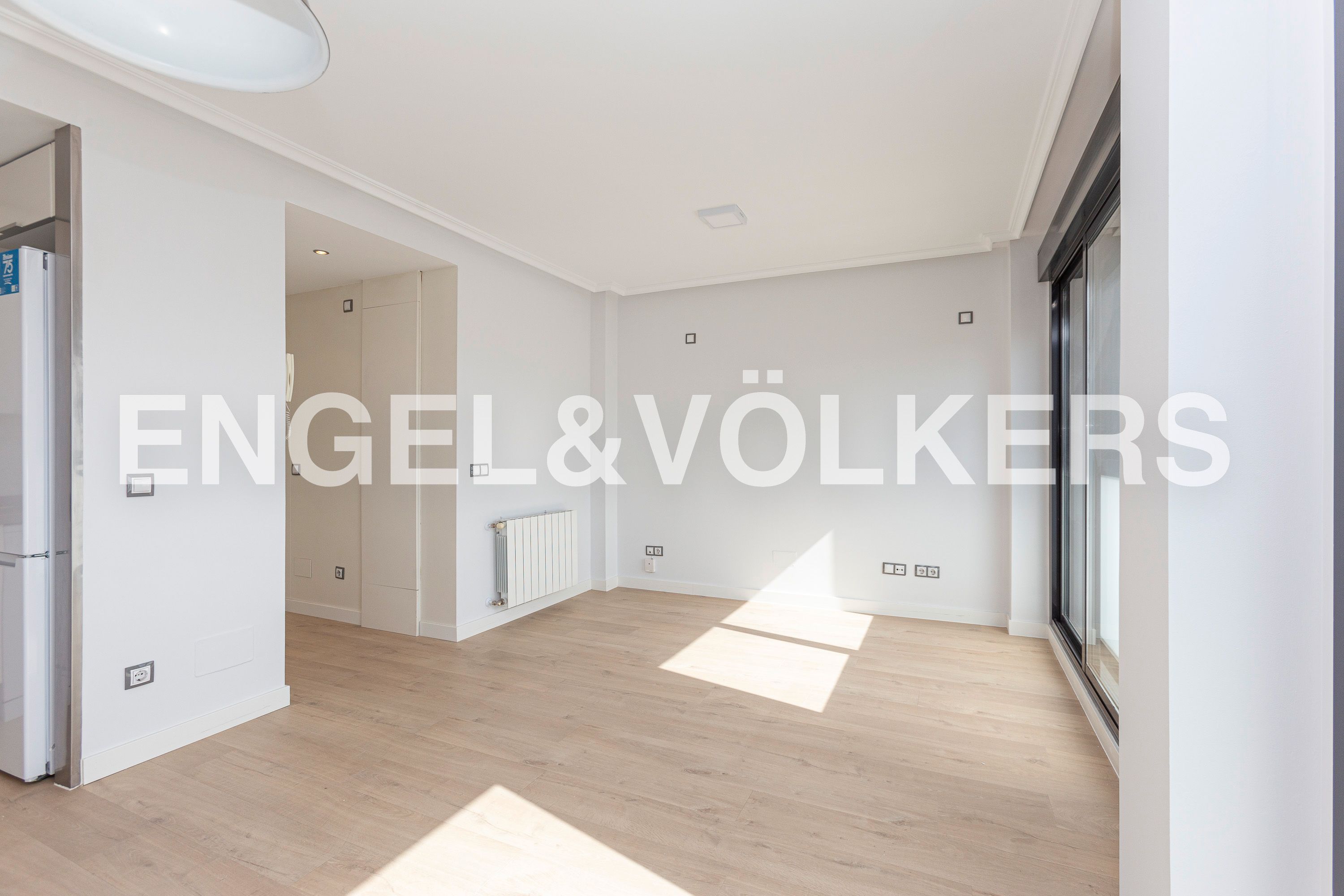 Sala de estar de Piso de alquiler en  Madrid Capital con Aire acondicionado, Calefacción y Parquet