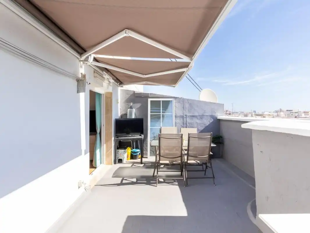 Penthouse mit Aufzug zum Verkauf in Carrer Agustín Oliver