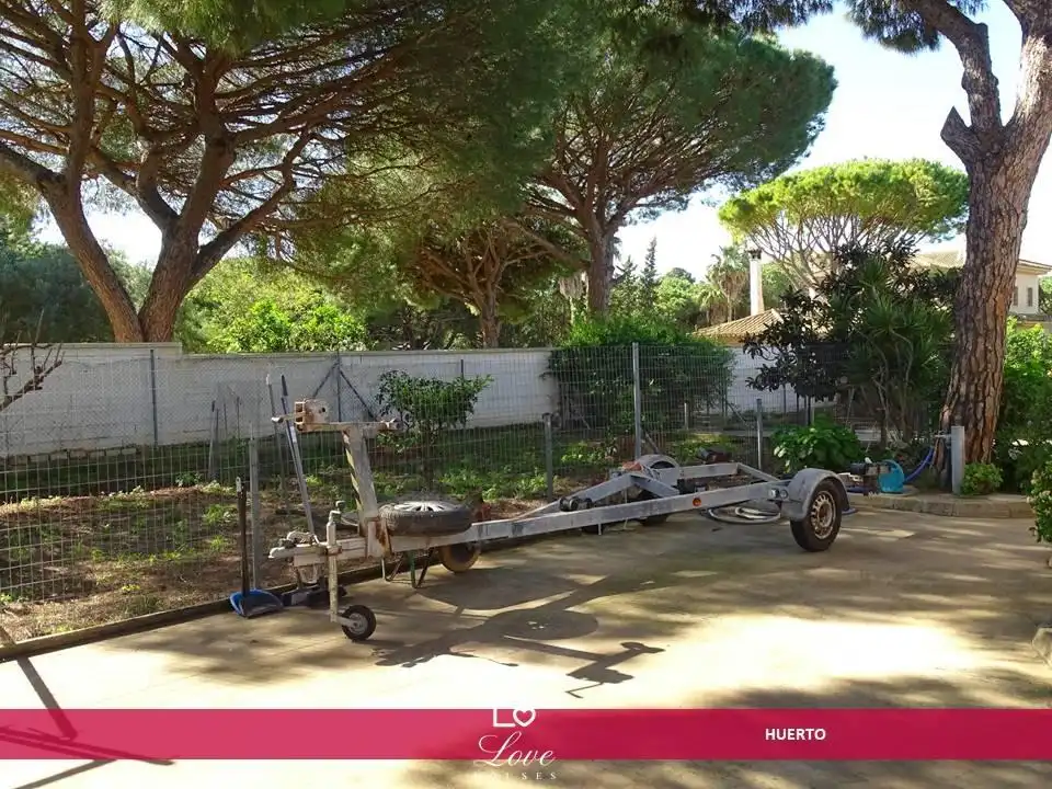 Garden of Houses for sale in Chiclana de la Frontera  with Air Conditioner, Heating and Private garden