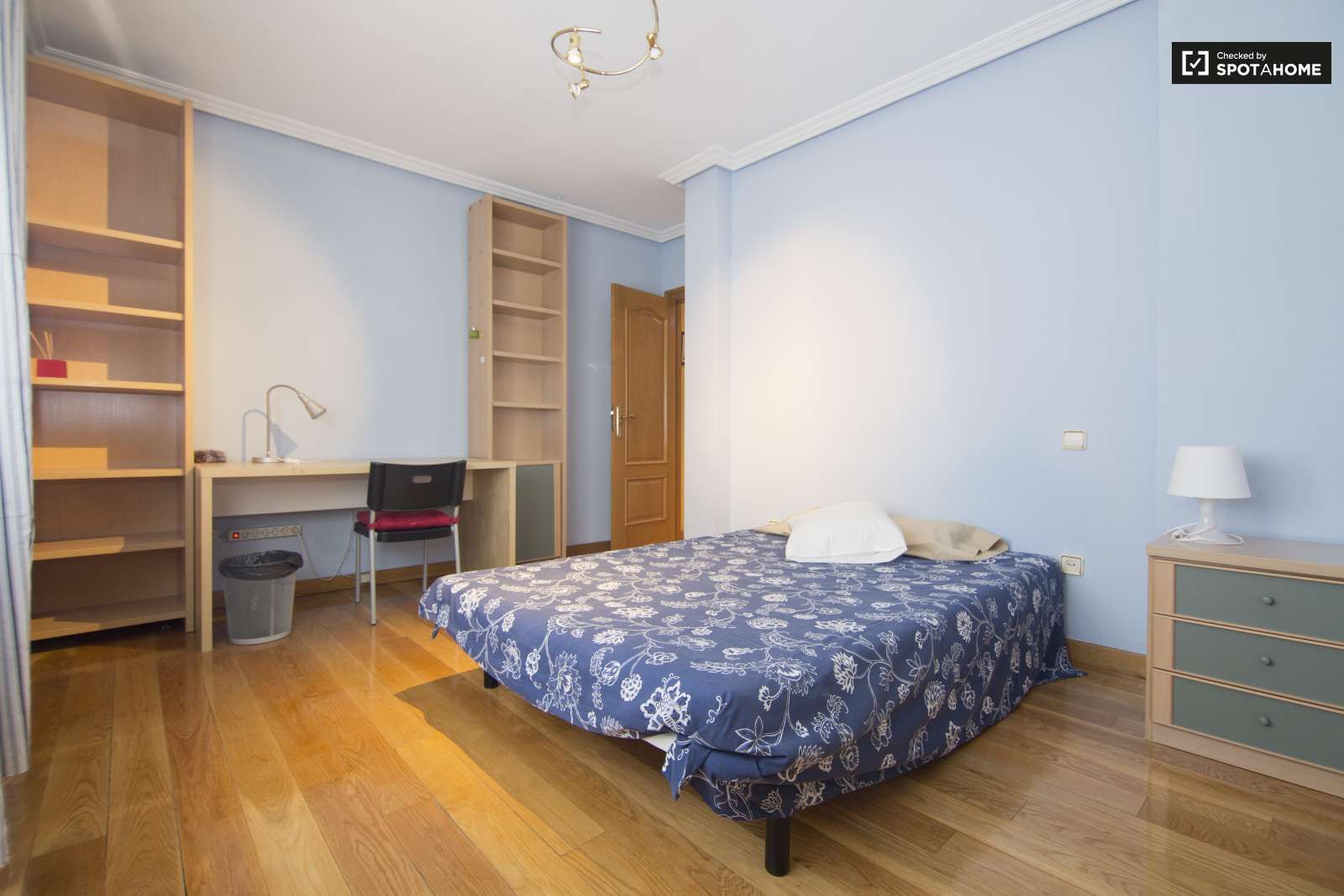 Flat to share in El Bosque