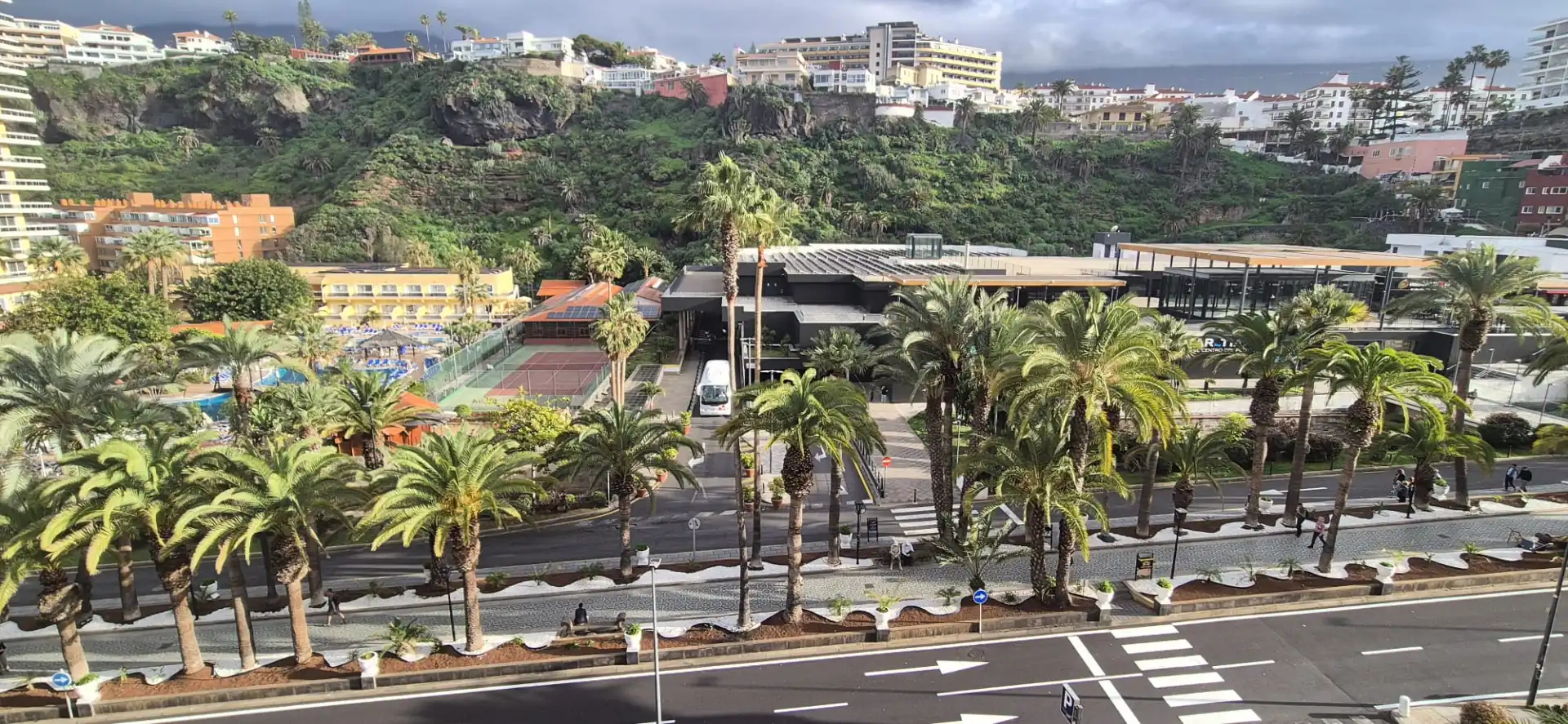Exterior view of Flat for sale in Puerto de la Cruz  with Terrace, Furnished and Oven