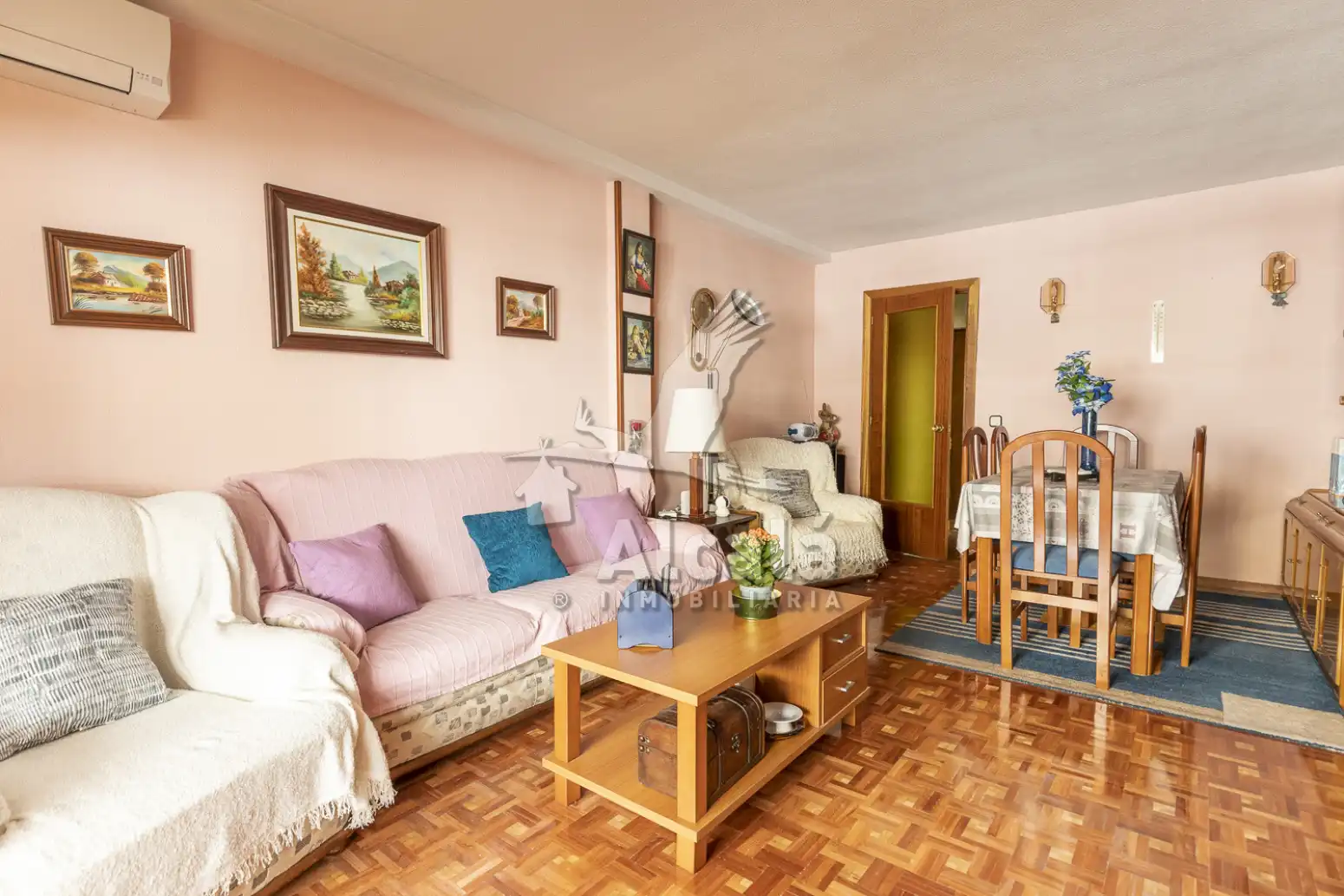 Sala de estar de Piso en venta en Alcalá de Henares con Aire acondicionado, Calefacción y Parquet